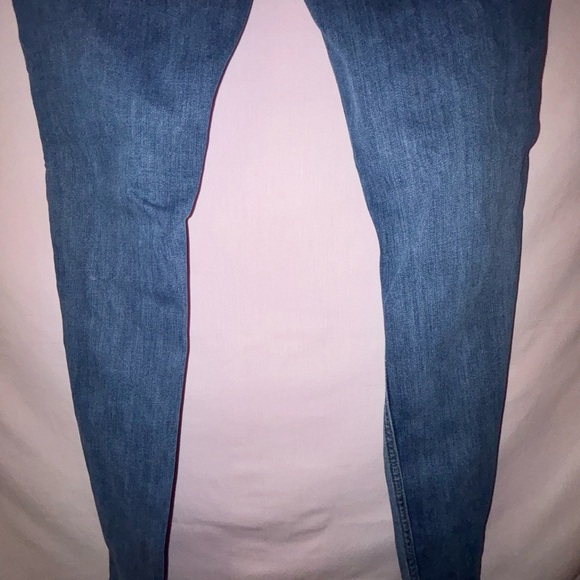 Hollister Women's Ripped Skinny Jeans - Blue - Picture 5 of 11